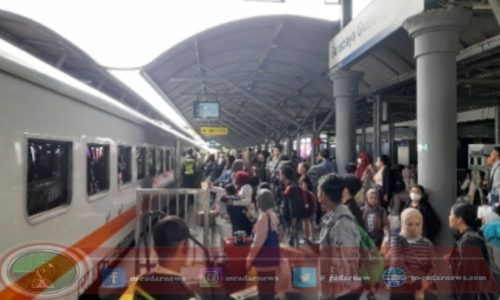 Jelang Arus Mudik Lebaran 2024, PT KAI Daop 8 Surabaya Operasikan 11 KA Tambahan di Banyuwangi