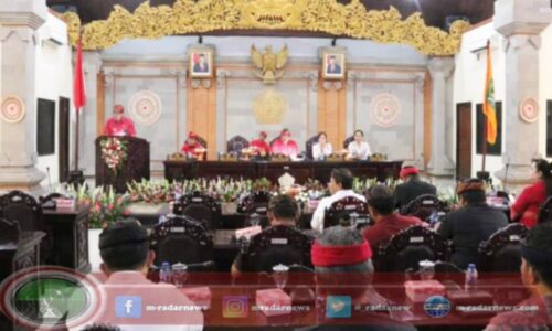 Bupati Sanjaya Sampaikan Pidato Pengantar LKPJ TA 2023 pada Rapat Paripurna ke-1 DPRD Tabanan