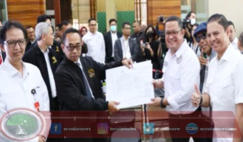 Pasangan Nomor Urut 1 Resmi Daftarkan Permohonan PHPU Pilpres ke MK