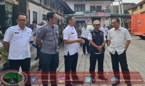 Sambangi Gudang Logistik BPBD Bali, Sekda Dewa Indra Pastikan Penanganan Berjalan Lancar dan Layanan Tak Terganggu