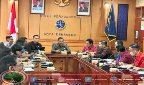 Urai Kemacetan, Dishub Denpasar Siagakan Petugas di Persimpangan Rawan Krodit