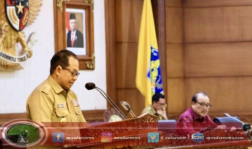 Pj. Gubernur Dukung Ranperda Inisiatif Dewan tentang Pemberdayaan Peternak dalam Rapat Paripurna DPRD Bali
