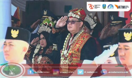 Pimpin Upacara Peringatan HUT ke-79 RI, Pj. Gubernur Jatim Ajak Masyarakat Jaga Persatuan dan Kesatuan Bangsa di Banyuwangi