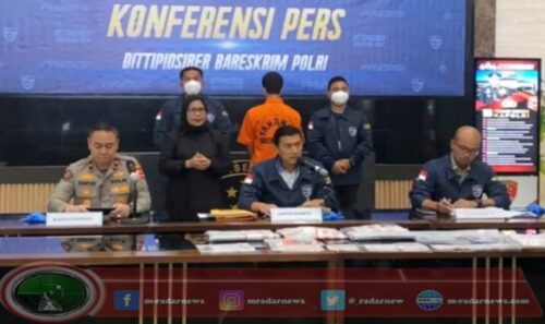 Polri Tangkap Seorang Guru Honorer Pembobol Sistem BKN, Raup Keuntungan USD 8.000 di Banyuwangi