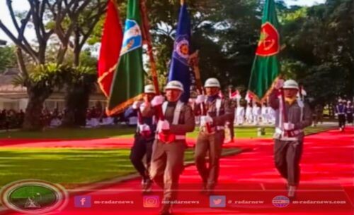 Peringati HUT ke-79 Provinsi Jawa Timur, Kirab Pataka Jer Basuki Mawa Beya Tiba di Banyuwangi di Banyuwangi