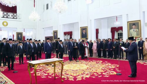 Resmi, Presiden Prabowo Lantik 48 Menteri dan 5 Kepala Lembaga Kabinet Merah Putih di Istana Negara