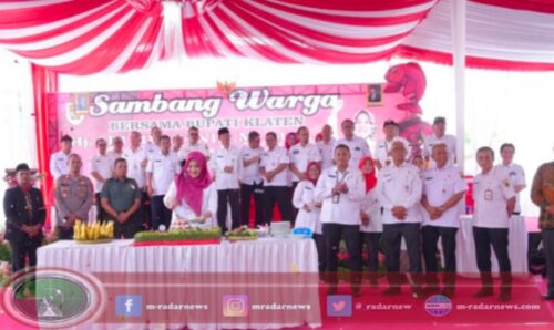 Bersama Warga Janti Park, Bupati Klaten Resmi Tutup Program Sambang Warga 2024 dengan Kembul Bujono