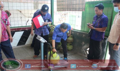 Pastikan Penyebaran Tepat Sasaran, Disperindag Bali Sidak Terpadu Pengawasan LPG 3 Kg di Jembrana