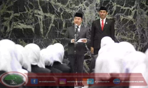 Lantik 300 Pejabat Fungsional Guru, Pj. Gubernur Teguh Imbau Tenaga Pendidik Tingkatkan Kualitas Mengajar