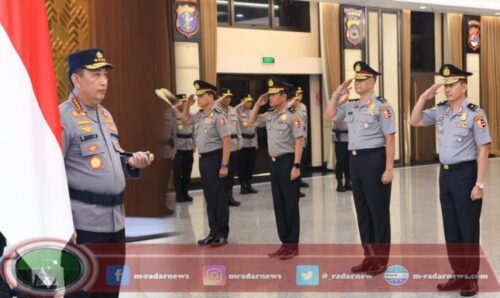 Kapolri Listyo Sigit Pimpin Upacara Korps Raport Kenaikan Pangkat 4 Pati dan Pamen