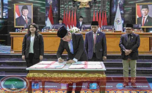 DPRD Setujui Empat Raperda, Pj Gubernur DKI Jakarta Beri Apresiasi