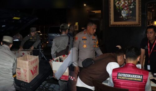Polresta Banyuwangi Bersama Tim Gabungan Gelar Patroli Skala Besar, Razia Miras dan Antisipasi Balap Liar, Ini Hasilnya di