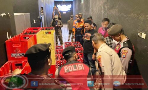 Polresta Banyuwangi Bersama Tim Gabungan Kembali Gelar Patroli Skala Besar, Ratusan Botol Miras Diamankan di Banyuwangi