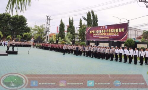 Polresta Banyuwangi Gelar Apel Pasukan Operasi Keselamatan Semeru 2025 “Tertib Berlalu Lintas Guna Terwujudnya Asta Cita” di Banyuwangi
