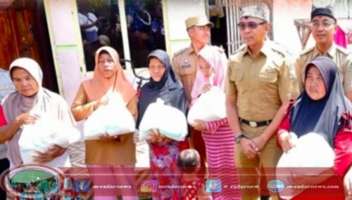 Pemkab Banyuwangi Mulai Salurkan Ribuan Paket Sembako Pengganti Karangan Bunga bagi Warga Miskin dan Terdampak Bencana di Banyuwangi