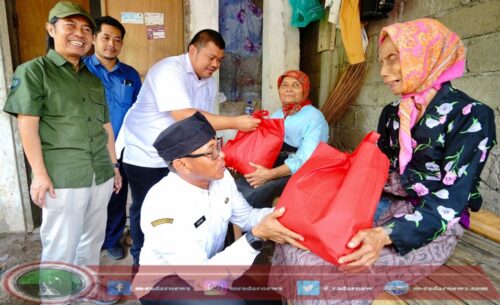 Paket Sembako Kembali Disalurkan kepada Warga Miskin, Bupati Ipuk Sampaikan Ucapan Terima Kasih di Banyuwangi