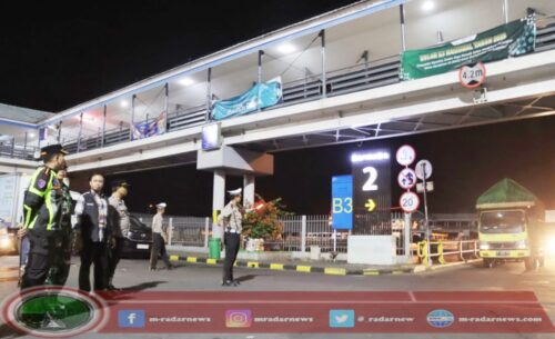 Pastikan Keamanan Selama Operasi Ketupat Semeru 2025: Kapolresta Banyuwangi Cek Kesiapan di Pelabuhan ASDP Ketapang di Banyuwangi