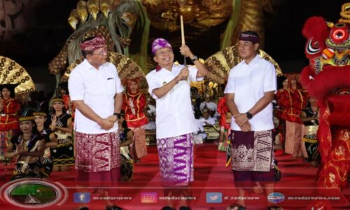 Kado HUT ke-421 Kota Singaraja, Gubernur Koster Komit Tuntaskan Infrastruktur Jalan, Pelabuhan dan Sports Center