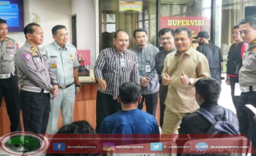 Gubernur Lutfhi Cek Kantor Samsat, Ada Penghapusan Tunggakan Pajak hingga Satu Dasawarsa