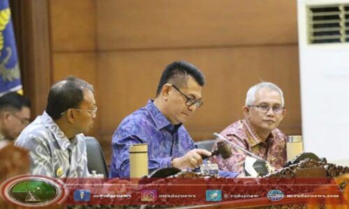 Gubernur Koster Sepakat Revisi Perda No 6/2023, Harap DPRD Ikut Sosialisasi SE Gerakan Bali Bersih Sampah