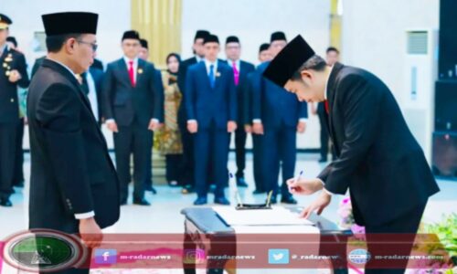 Gus Fawait Lantik Jupriono sebagai Pj Sekda Jember Selama Tiga Bulan ke Depan di Jember