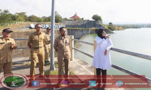 Jaga Ketahanan Pangan di Musim Kemarau, Bupati Ipuk Tinjau Waduk Bajulmati Pastikan Suplai Air Aman di Banyuwangi