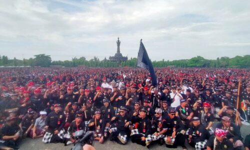 13 Ribu Pecalang Deklarasi Tolak Preman Berkedok Ormas, Ketua MDA: Pecalang Garda Terdepan Jaga Adat dan Budaya Bali
