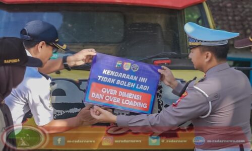 Gelar Operasi Gabungan, Polres Jember Sosialisasikan Penertiban dan Larangan Kendaraan ODOL di Jember