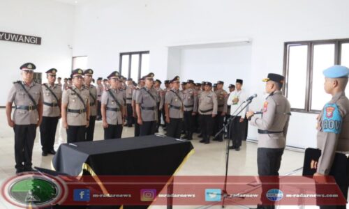 Rotasi Jabatan, Kapolresta Banyuwangi Pimpin Sertijab Kapolsek Jajaran  di Banyuwangi