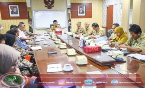 Atasi Banjir Rob Demak, Pemprov Jateng Usulkan Konsep “Hybrid Sea Wall” sebagai Solusi Perpanjangan Tanggul Laut