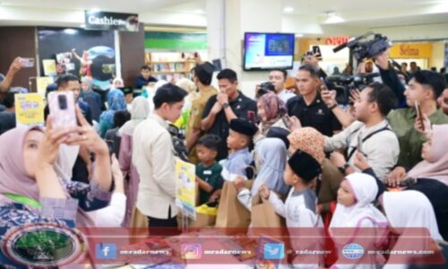 Di Sela-sela Kunjungan Wapres Gibran di Banyuwangi: Berbagi Kebahagiaan dengan 100 Anak Yatim dan Kurang Mampu di Banyuwangi