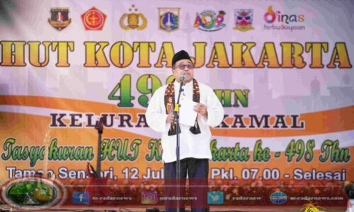 Wakil Gubernur (Wagub) DKI Jakarta, Rano Karno menghadiri acara Tasyakuran HUT ke-498 DKI Jakarta, di Taman Sensori, Kalideres, Jakarta Barat (Jakbar), Sabtu (12/07/2025). (Foto: dok/ppid)