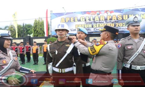 Polresta Banyuwangi Gelar Apel Pasukan Operasi Patuh Semeru 2025 di Banyuwangi