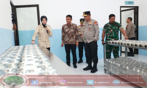 Dukung Program Nasional MBG, Kapolda Jatim Resmikan Gedung SPPG Milik Polres Bojonegoro di Desa Sumodikaran