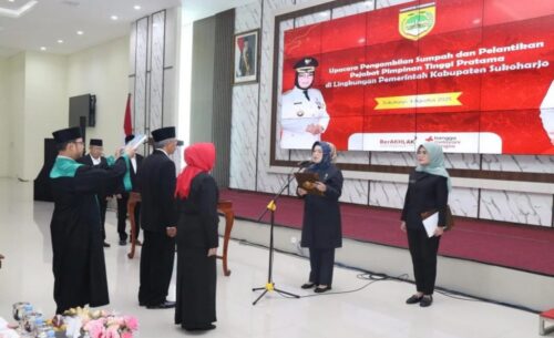 Resmi, Bupati Etik Lantik Abdul Haris Widodo sebagai Sekretaris Daerah Kabupaten Sukoharjo
