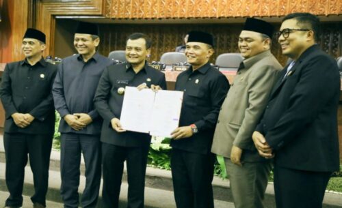 APBD Perubahan Provinsi Jateng 2025 Disetujui, Fokus Layanan Dasar, Infrastruktur hingga Kesejahteraan Masyarakat