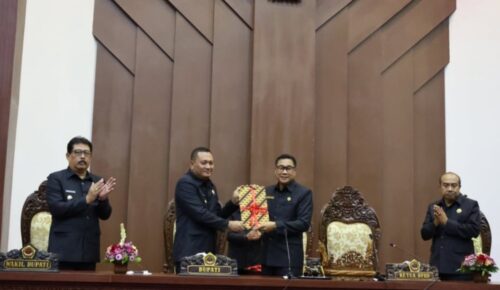 Rapat Paripurna DPRD Gianyar: KUA-PPAS 2026 dan Pinjaman Daerah ke BPD Bali Disepakati