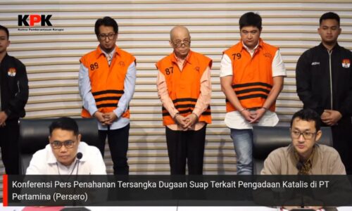 KPK Resmi Tahan Tiga Tersangka Penerima Suap Pengadaan Katalis di PT Pertamina 2012-2014