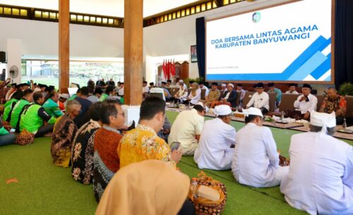 Banyuwangi Gelar Doa Bersama Lintas Agama, Bupati Ipuk Ajak Masyarakat Jaga Kedamaian di Banyuwangi