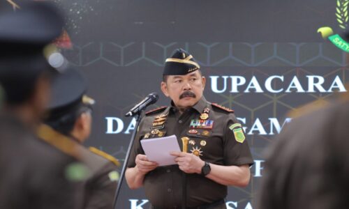 Jaksa Agung Lantik 17 Kajati dan 20 Pejabat Eselon II, Tegaskan Integritas dan Kinerja