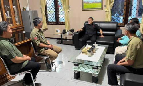 Anggota Komisi IV DPR RI Apresiasi Petugas TN Baluran, Dukung Pemerintah Pusat Perkuat Pengendalian Kebakaran di Situbondo