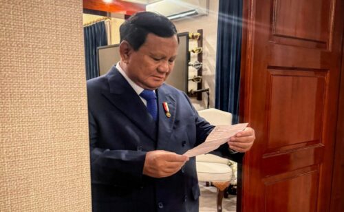 Tunggu Kami Ya, Pak! Kisah Daffa, Siswa SRMP yang Menulis Surat untuk Presiden Prabowo