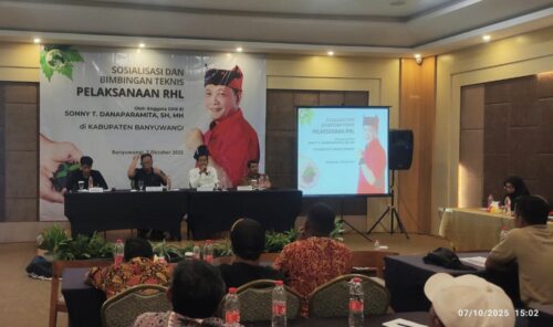 BPDAS Brantas Sampean Ajak Warga Banyuwangi Atasi Lahan Kritis dengan Bibit Produktif di Banyuwangi