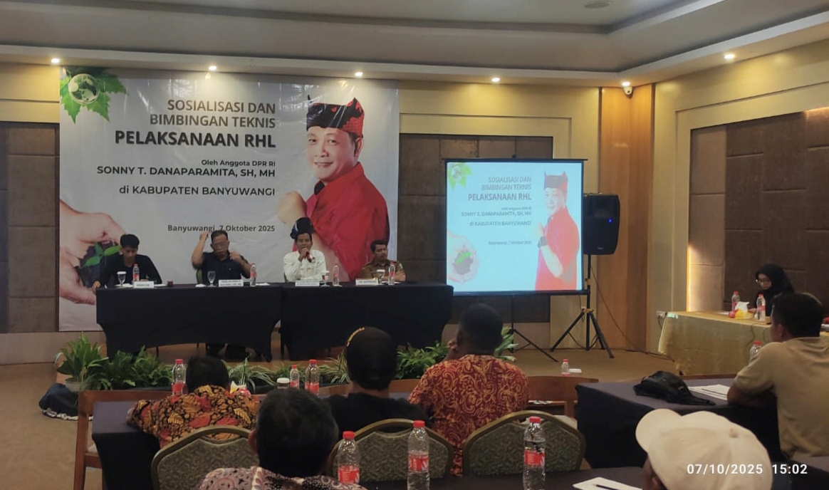 BPDAS Brantas Sampean Ajak Warga Banyuwangi Atasi Lahan Kritis dengan Bibit Produktif di Banyuwangi