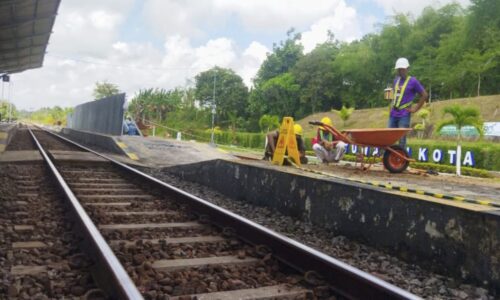 KAI Daop 9 Jember Renovasi Tiga Stasiun di Banyuwangi dengan Nuansa Adat Osing di Jember
