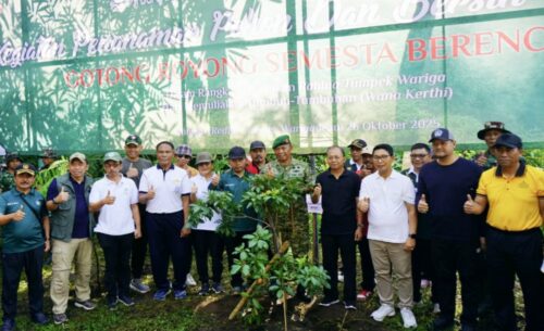 Gubernur Bali Pimpin Gotong Royong Semesta Berencana di Sempadan Tukad Ayung