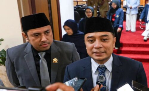 Polemik Anak Gajah Ditunggangi Pawang di KBS, Wali Kota Eri Perintahkan Inspektorat Panggil Manajemen