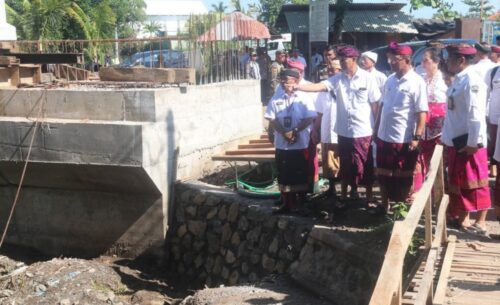 Bupati dan Wabup Buleleng Awali Kunker Perdana, Fokus pada Infrastruktur dan Pendidikan Pesisir Utara