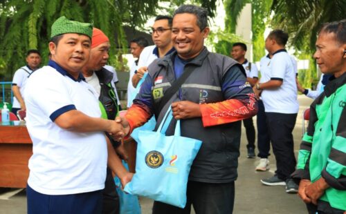 Peringati Hari Bakti Kemenimipas ke-1 Tahun 2025, Lapas Banyuwangi Bagikan 50 Paket Sembako di Banyuwangi