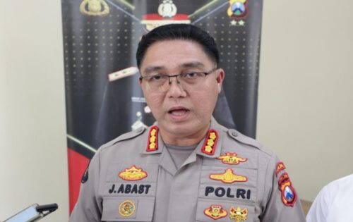 Polda Jatim Kerahkan Ratusan Personel untuk Evakuasi Warga Terdampak Erupsi Semeru